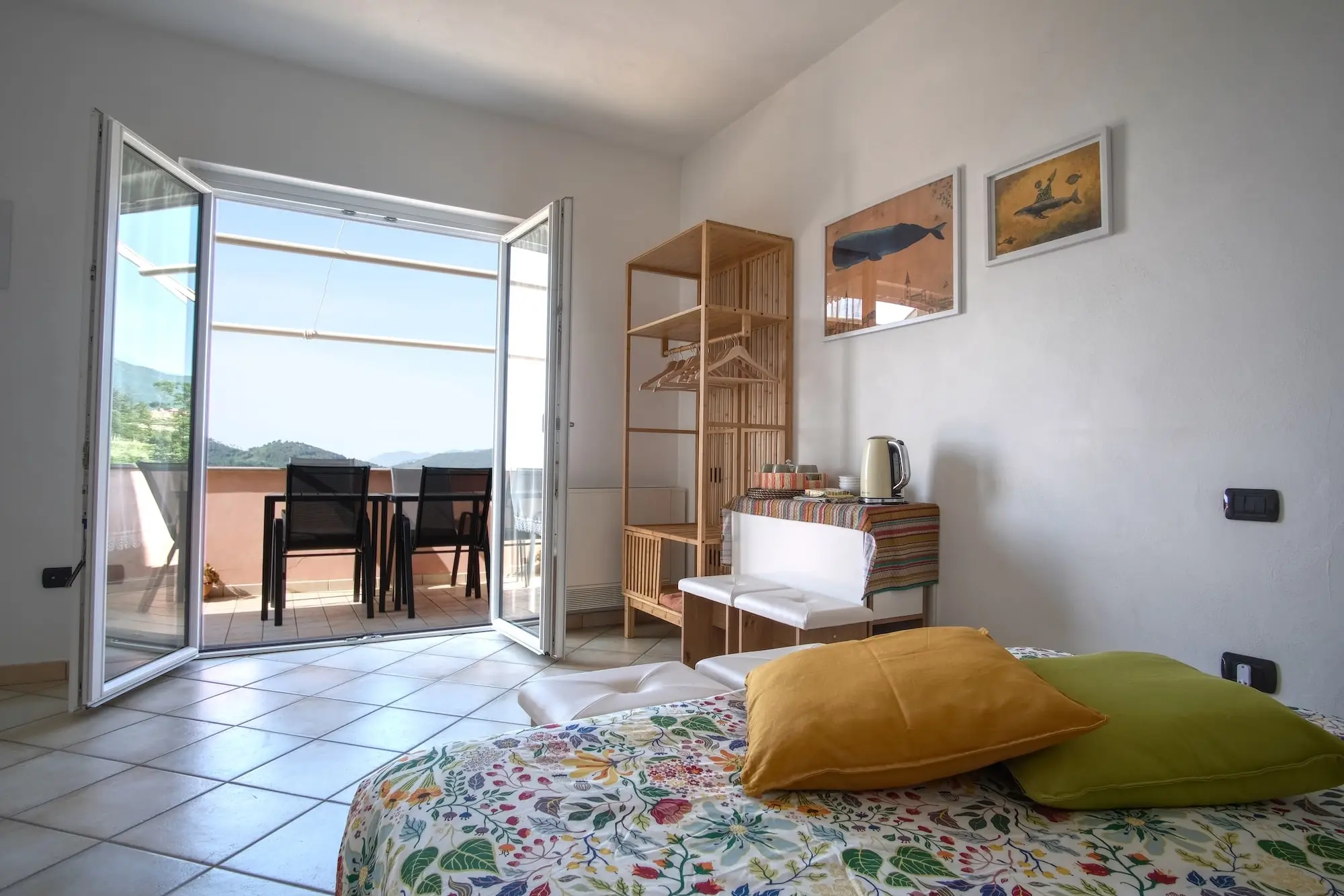 TRA GLI ULIVI E LE STELLE - FINALE LIGURE - 4398-4401-4398