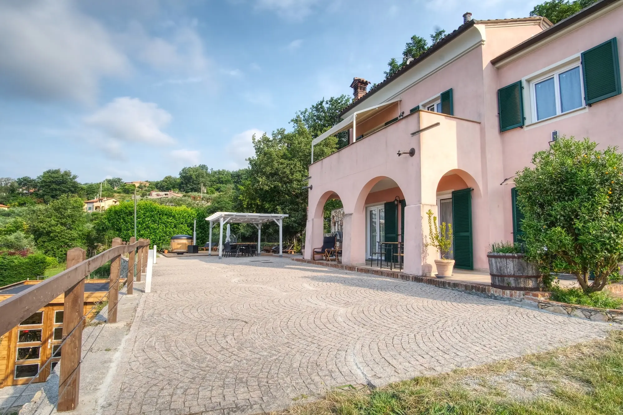 TRA GLI ULIVI E LE STELLE - FINALE LIGURE - 4639-4642